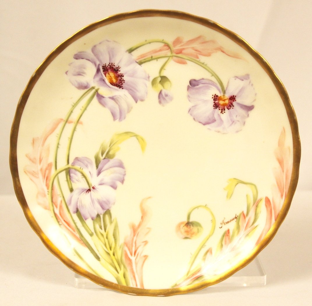 Antique Handpainted Limoges Plate ED1228: Antique Handpainted Limoges Plate ED1228. Good Condition! XR15EE. Limoges, Bawo and Dotter mark 5 in green, mark 9 in red. 1900-1914. Artist signed Fernandi. Measures 8.25" wide, no chips or cracks, o