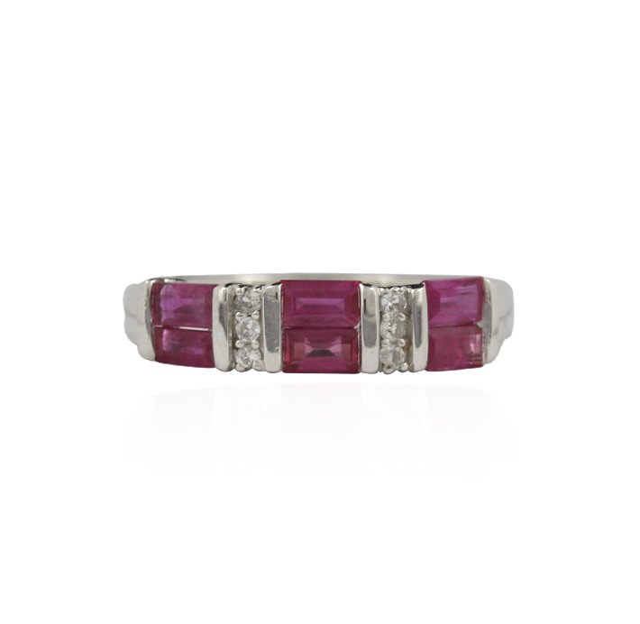 SILVER 0.85ctw Ruby and White Sapphire Ring SLV120: SILVER 0.85ctw Ruby and White Sapphire Ring SLV120. Excellent Condition! PP92EC. One ring featuring: 2.70gm of sterling silver, (6) rubys with a total weight of 0.85ctw and white sapphires. Thank you 