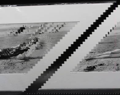 Odalisque Les Freres Neurdein Vintage Sunbathing Fashion Chic: Odalisque Certified Photograph, Les Freres Neurdein YellowKorner Certified Photograph. Certificate of Authenticity from YellowKorner affixed to the back. Matted Dimensions 16"x20". Protected with Clea