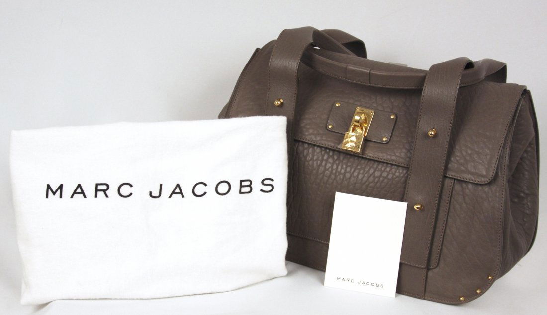 New Marc Jacobs "Stanton" Doctor's Bag With Tags ED1283: New Marc Jacobs "Stanton" Doctor's Bag With Tags ED1283. Good Condition! XT305PL. One new Marc Jacobs "Stanton" doctor's bag/tote in slate. Made of italian leater, pebbled-gold tone hardware and stud
