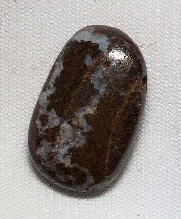 Boulder Opal (18.1ct.) BO106: Boulder Opal (18.1ct.) BO106. Excellent Condition! IB4KZ. One Boulder Opal pendant weighing 18.1ctw. Thank you for viewing this lot! We are always adding new inventory and new auctions, so please chec