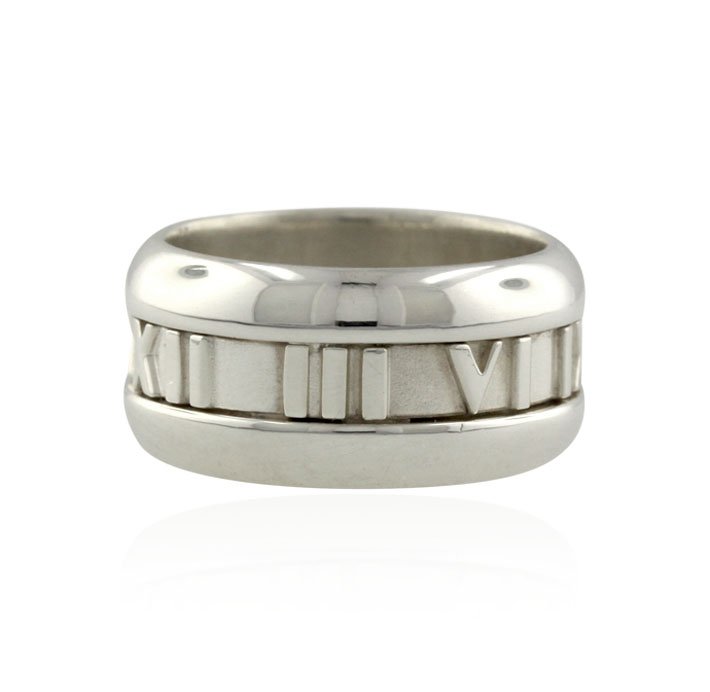 Tiffany & Co. Sterling Silver "Atlas" Ring GD437: Tiffany & Co. Sterling Silver "Atlas" Ring GD437. Great Condition! FD95CN. One Tiffany and Co. "Atlas" ring featuring: 7.76 grams of sterling silver. Size 5 1/2. Thank you for viewing this lot! We are