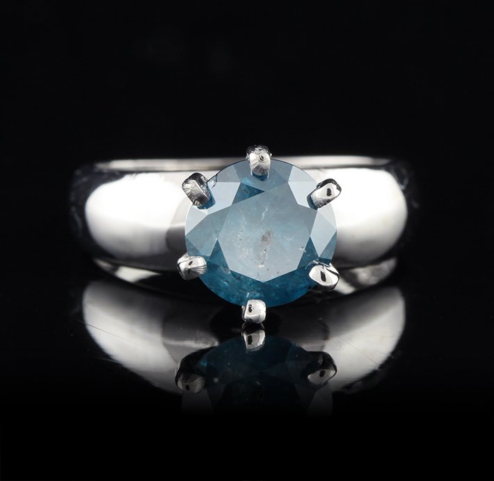 14KT White Gold 2.10ct I-3/Greenish Blue Diamond Ring F: 14KT White Gold 2.10ct I-3/Greenish Blue Diamond Ring FRD48. Great Condition! XV677YF. One electronically tested 14KT white gold ladies cast & assembled diamond solitaire ring with a bright polish fin