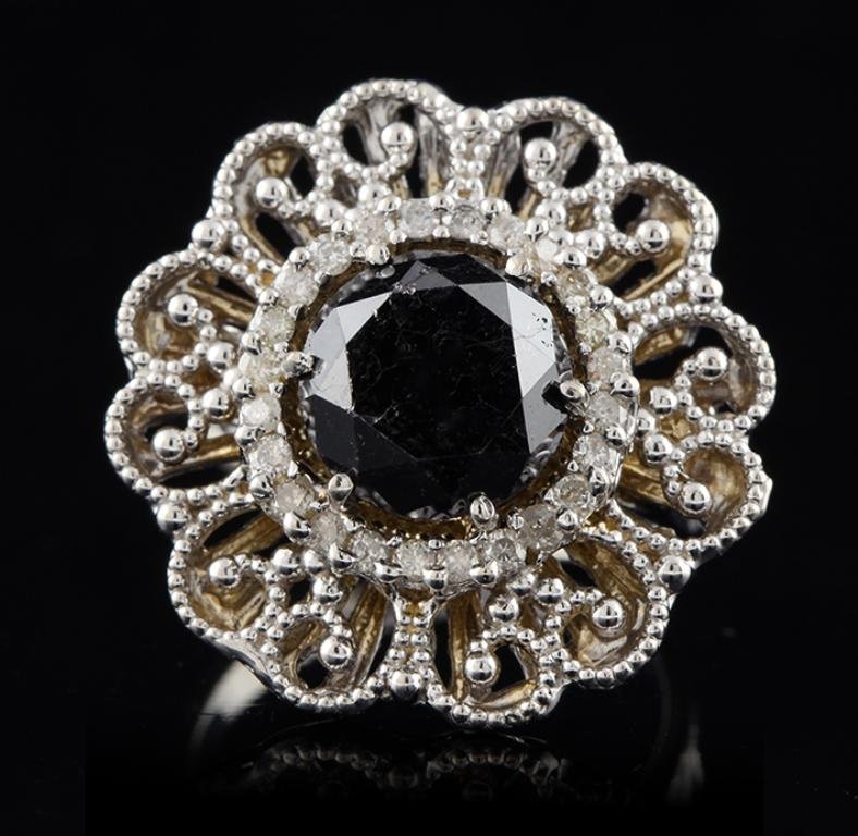 14KT White Gold 3.82ct Black & White Diamond Ring FRD42: 14KT White Gold 3.82ct Black & White Diamond Ring FRD42. Great Condition! RX4021MQ. One electronically tested 14KT white gold ladies cast black and white diamond ring. Condition is new, good workmansh