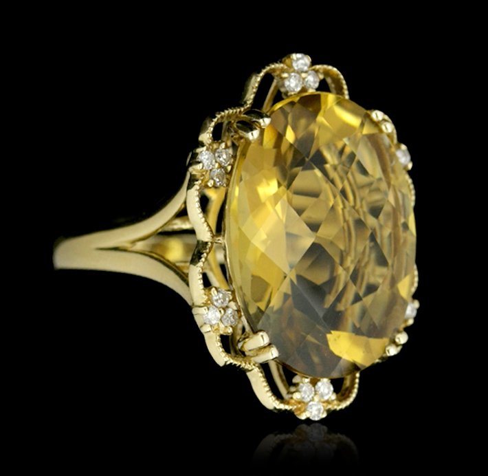 14KT Yellow Gold 8.44ct Citrine & Diamond Ring FJM2659: 14KT Yellow Gold 8.44ct Citrine & Diamond Ring FJM2659. Very Good Condition! LV804CP. 14KT yellow gold ladies Michael Christoff ring (4.60 grm). Containing: One Natural Citrine Quartz. Weight 8.44 ct.