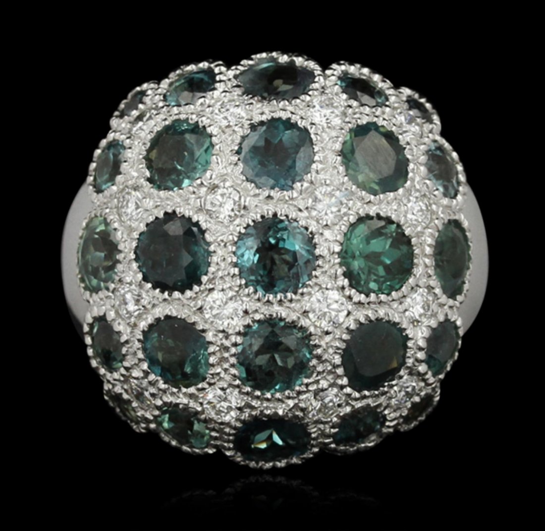 14KT White Gold 5.01ctw Alexandrite and Diamond Ring: 14KT White Gold 5.01ctw Alexandrite and Diamond Ring DJ25. Great Condition! EP1523GK. One 14KT white gold ring with a total weight of 9.57 grams. Featuring: Round cut natural alexandrites with a total