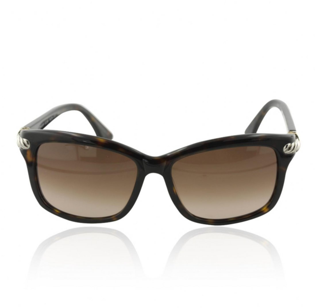 NWT and Case Designer David Yurman Thoroughbred: NWT and Case Designer David Yurman "Thoroughbred" Sunglasses ED1752. Good Condition. NY351LY. New with Tags. Stunning designer David Yurman " "Thouroughbred" sunglasses in Tortoise with silver and gol
