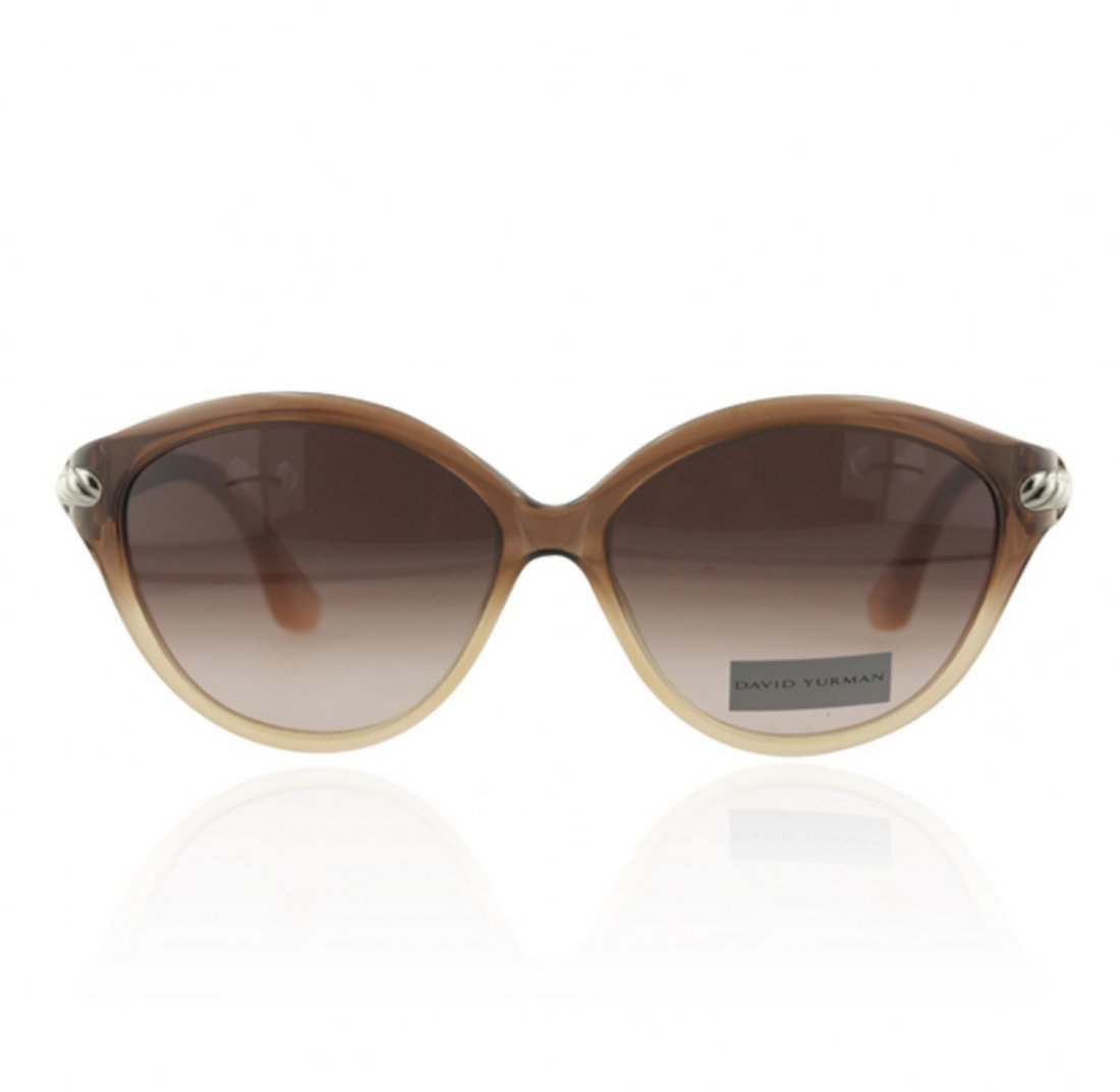 NWT Designer David Yurman Thoroughbred D4058 Sunglasses: NWT Designer David Yurman "Thoroughbred" D4058 ED1574. Good Condition. SK351XN. New with tags and case "Thoroughbred" sunglasses by designer David Yurman. Gorgeous! Smokey AuartN with gold brown gradi