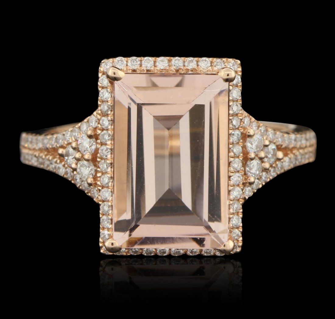 14KT Rose Gold 3.48ct Morganite and Diamond Ring CRJ99: 14KT Rose Gold 3.48ct Morganite and Diamond Ring CRJ99. Good Condition! AH607XP. One ring featuring 3.55 grams of 14KT rose gold with (1) morganite with a total weight of 3.48cts and (98) diamonds wit