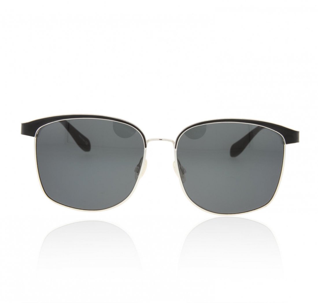New With Tags Oliver Peoples Sunglasses ED1761: New With Tags Oliver Peoples Sunglasses ED1761. Good Condition. YH402GP. New with tags Oliver Peoples "Myriel" Sunglasses with bag, case, box and booklet. Valued between $350-$400.