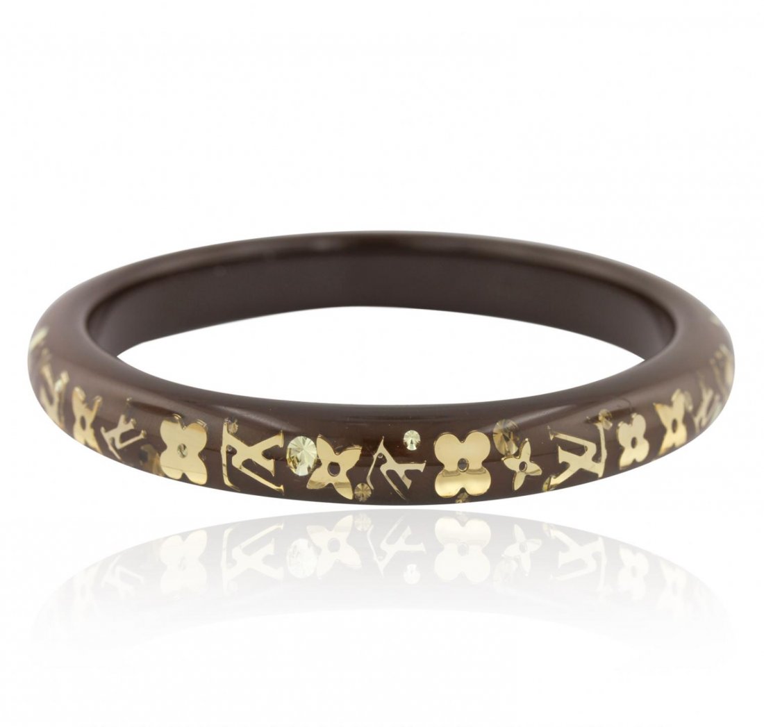 Louis Vuitton Bangle Bracelet GB3111: Louis Vuitton Bangle Bracelet GB3111. Good Condition! WT252JT. One bracelet featuring: 21.30 grams of bracelet.