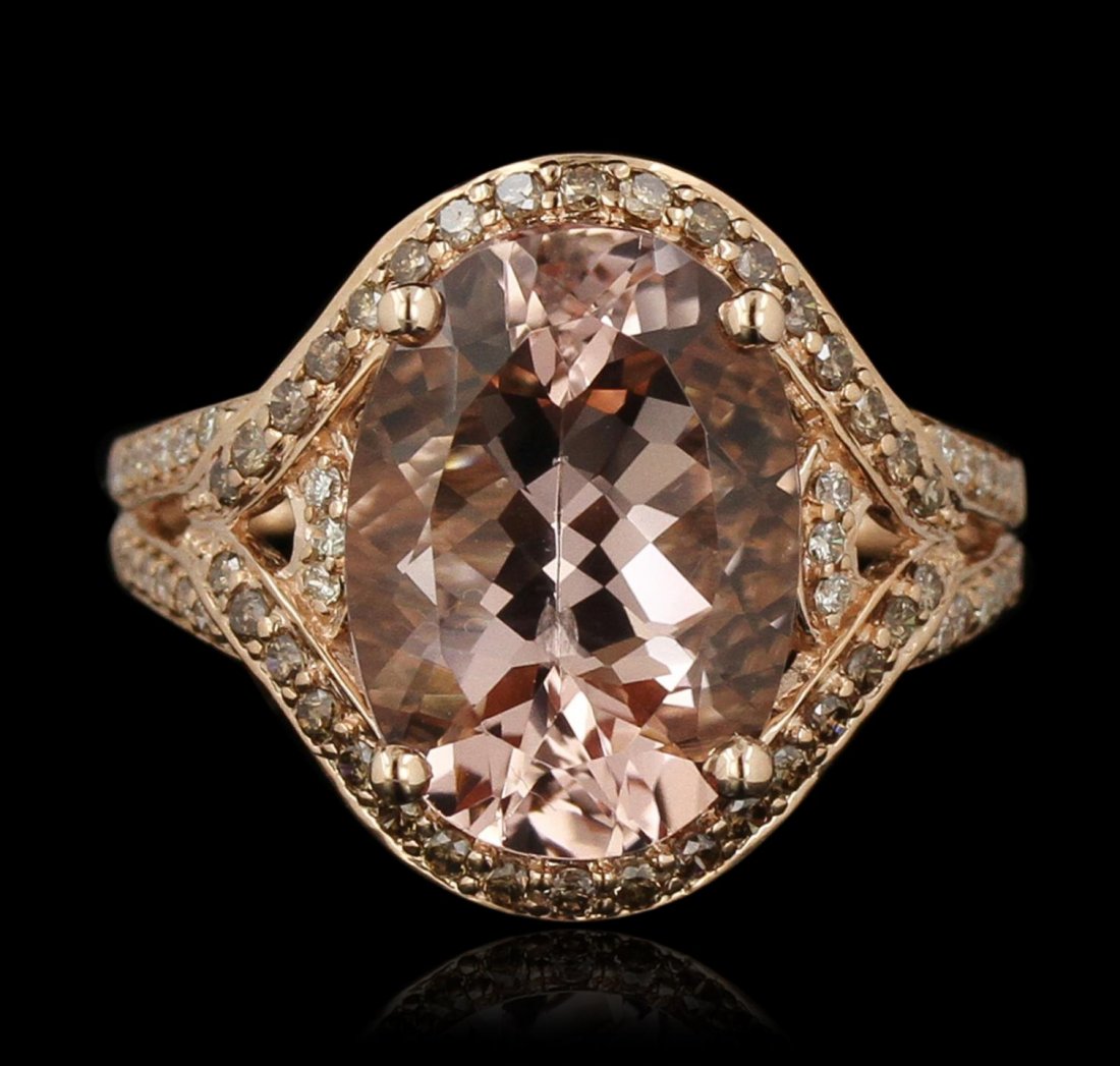 14KT Rose Gold 6.03ct Morganite and Diamond Ring CRJ112: 14KT Rose Gold 6.03ct Morganite and Diamond Ring CRJ112. Good Condition! KA7011AT. One ring featuring: 4.05 grams of 14KT rose gold, (1) 6.03ct morganite and 0.46cts of diamonds.