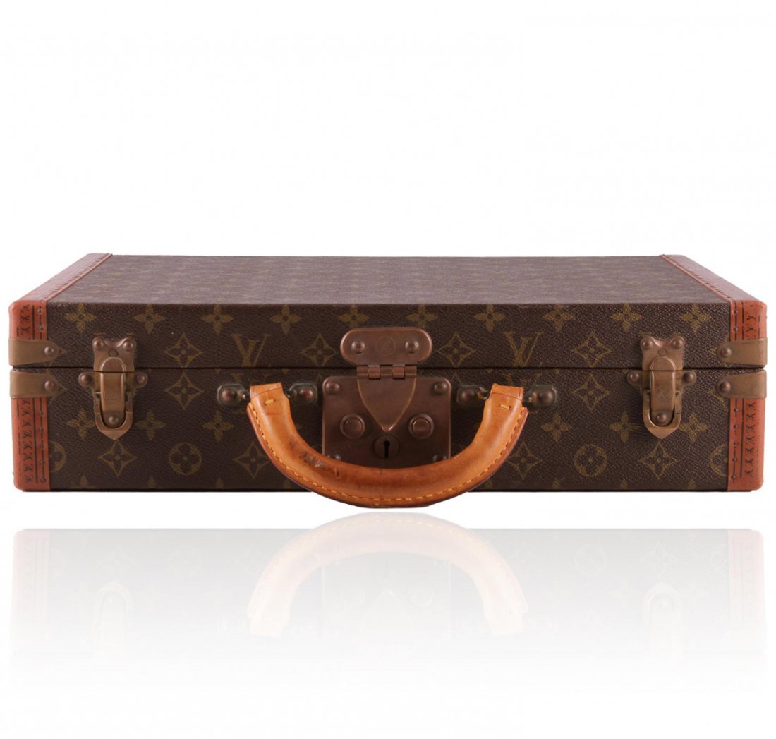 Authentic Louis Vuitton Monogram President Briefcase: Authentic Louis Vuitton Monogram President Briefcase LB34. Good Condition. LK1091LG. One authentic Louis Vuitton monogram president briefcase. Guaranteed to be 100% authentic. This briefcase does not