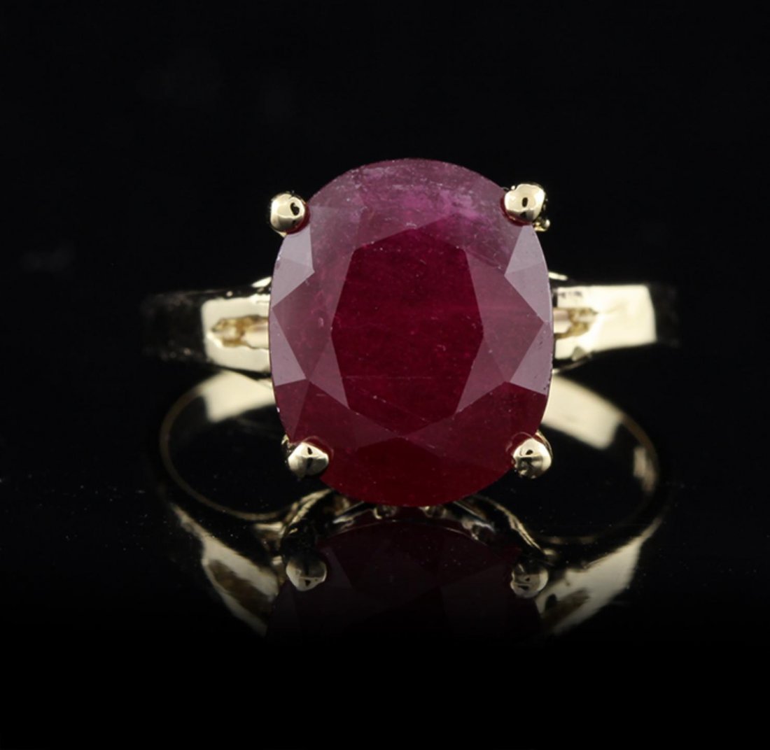 14KT Yellow Gold 7.05ct Ruby Ring FRD33: 14KT Yellow Gold 7.05ct Ruby Ring FRD33. Great Condition! HK755CX. One electronically tested 14KT yellow gold ladies cast ruby solitaire ring. Condition is new, good workmanship. The featured ruby is 