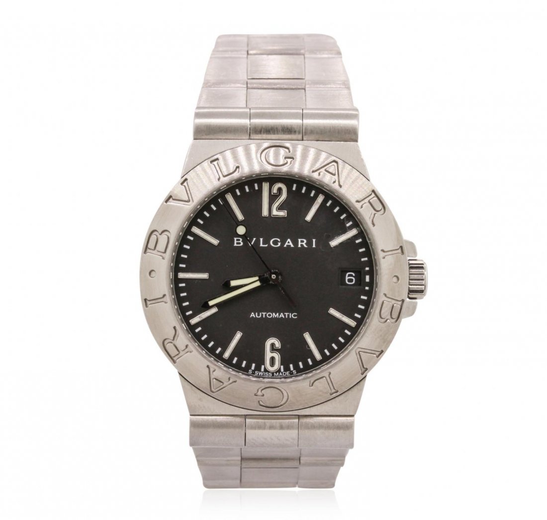 Stainless Steel Bvlgari LCV Wristwatch GB6536: Stainless Steel Bvlgari LCV Wristwatch GB6536. Good Condition! EV8041WM. One wristwatch featuring: Stainless Steel Bracelet, Case, Crown, Lugs, and Bezel, Black Dial with analog display, Arabic numera