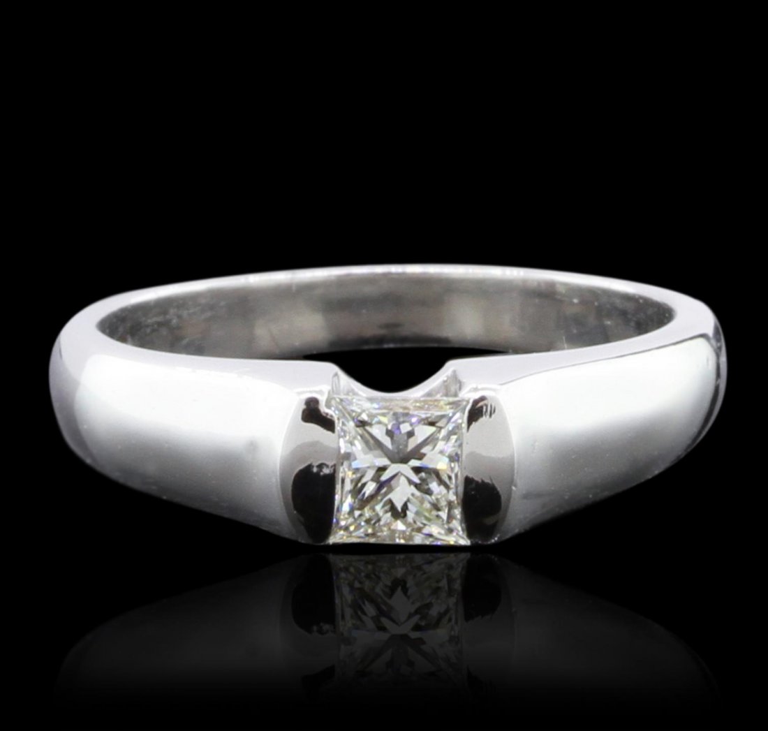 Platinum Diamond 0.50ct Solitaire Ring GB4999: Platinum Diamond 0.50ct Solitaire Ring GB4999. New Condition! KX7061AT. One electronically tested platinum lady's die struck solitaire ring with a bright polish finish. Identified with markings of "PL