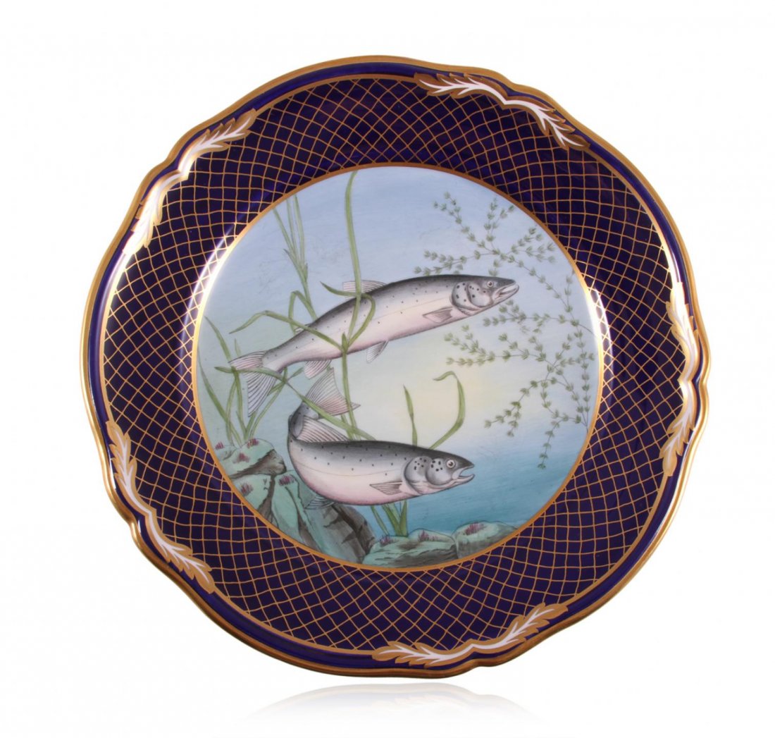 Spode Limited Edition Hand Painted Fish Plates JRM230: Spode Limited Edition Hand Painted Fish Plates JRM230. Good Condition. FM104TT. Spode Limited Edition Hand Painted Fish Plates. Set of 6 Spode hand painted bone china fish plates. Each plate is signed