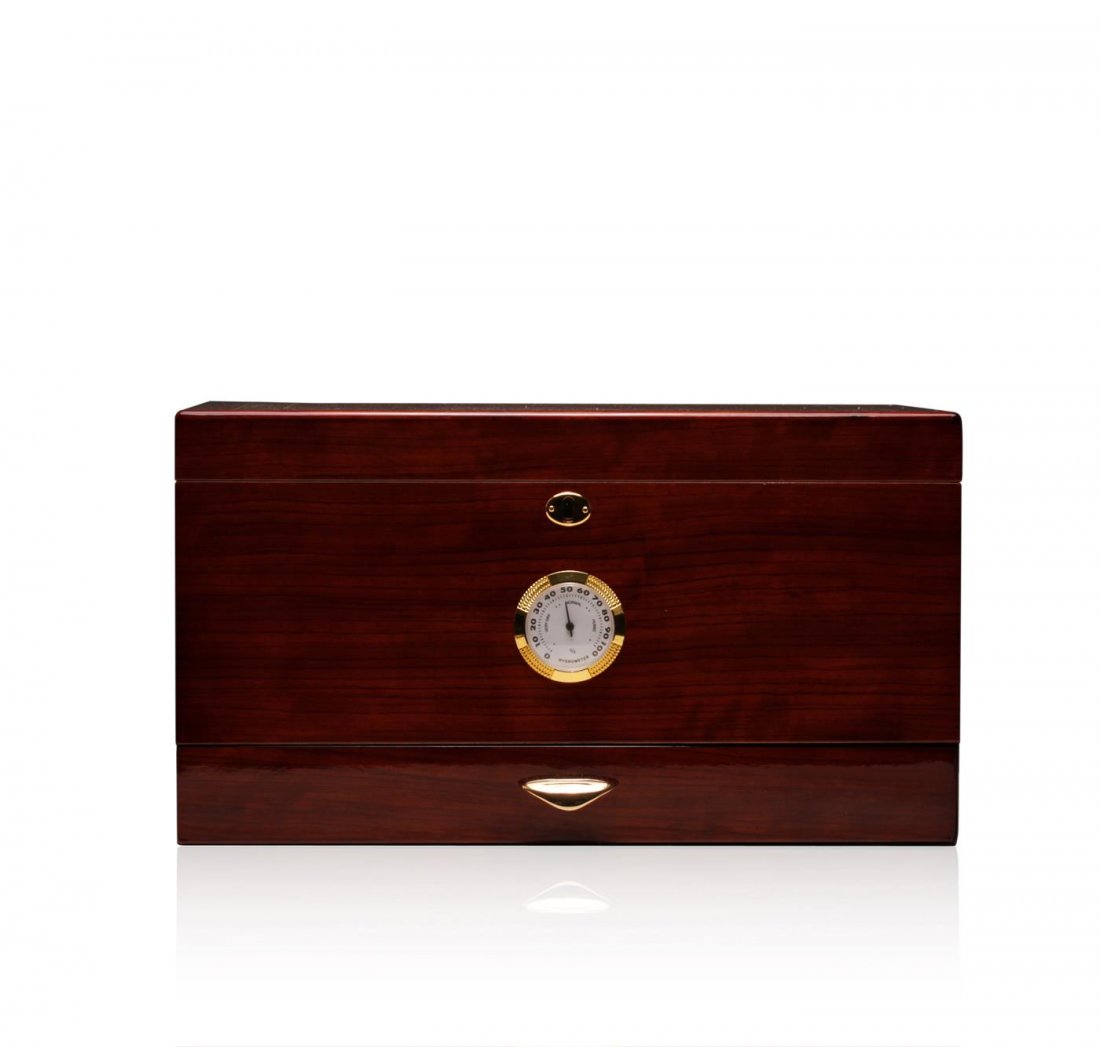 Original Rosewood Deluxe Cigar Humidor: One Original deluxe cigar humidor featuring a glossy rosewood exterior lined with premium Spanish cedar and solid brass hardware including hidden quadrant piano hinges, inset handles, and lock and key