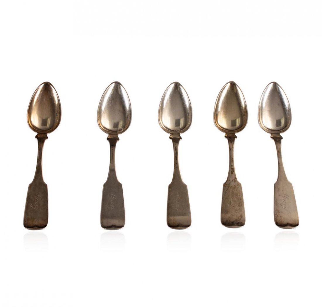 Set of 5 Fiddle Tip Coin Silver Spoons 1860: Set of 5 coin silver teaspoons in the fiddle tip pattern by James Annin, NY. 1850-1880 Engraved "Mary" in ornate period script. Excellent original condition no repairs.