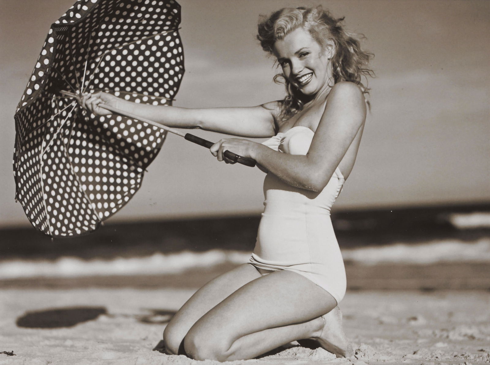 ANDRE DE DIENES MARILYN MONROE (1 of 1)