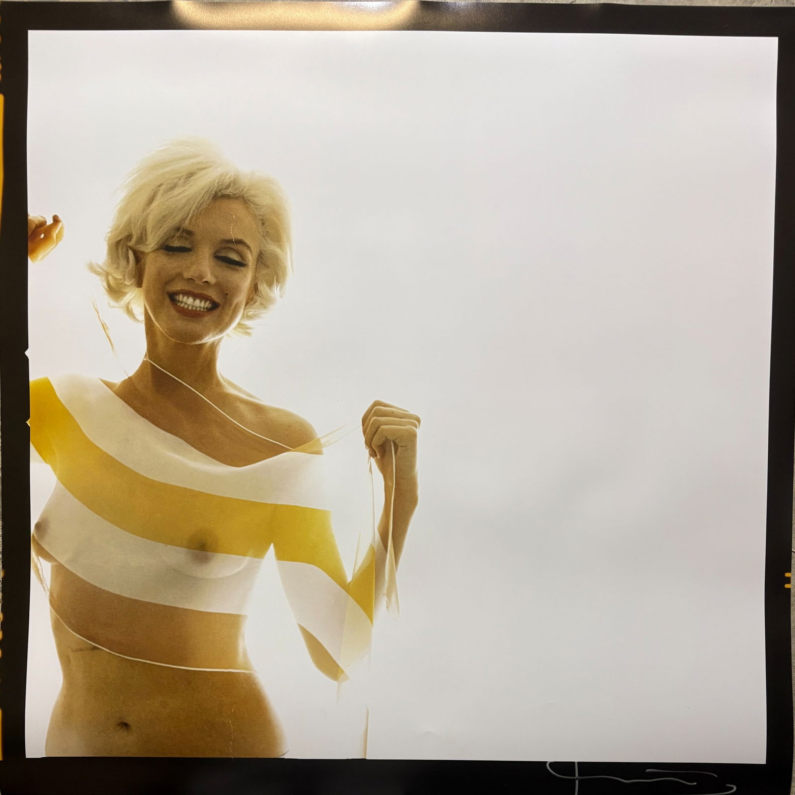 MARILYN MONROE STRIPED SCARF PRINT (1 of 1)