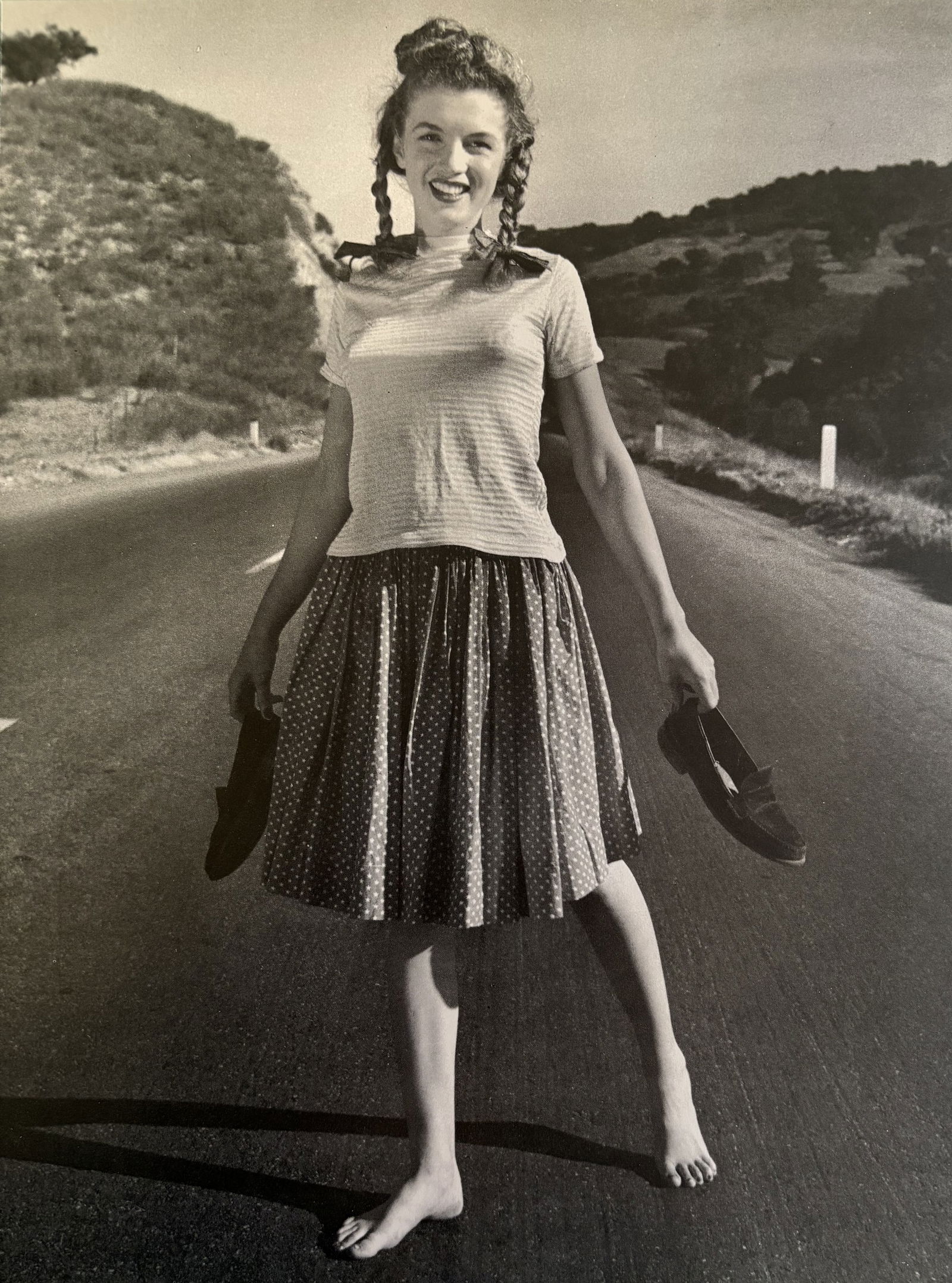 ANDRE D MARILYN MONROE DUOTONE PRINT: Andre D Marilyn Monroe Duotone Print mounted to board measuring at 9.5x12.25 inches