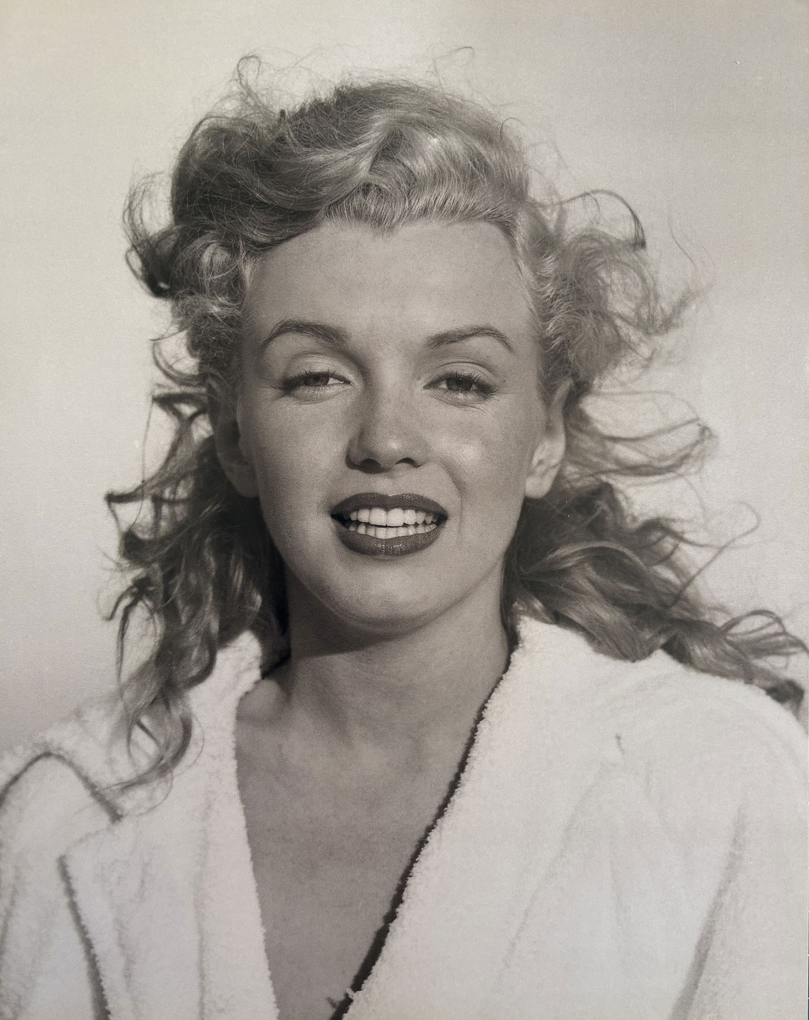 ANDRE D MARILYN MONROE DUOTONE PRINT: Andre D Marilyn Monroe Duotone Print mounted to board measuring at 9.25x11.75 inches