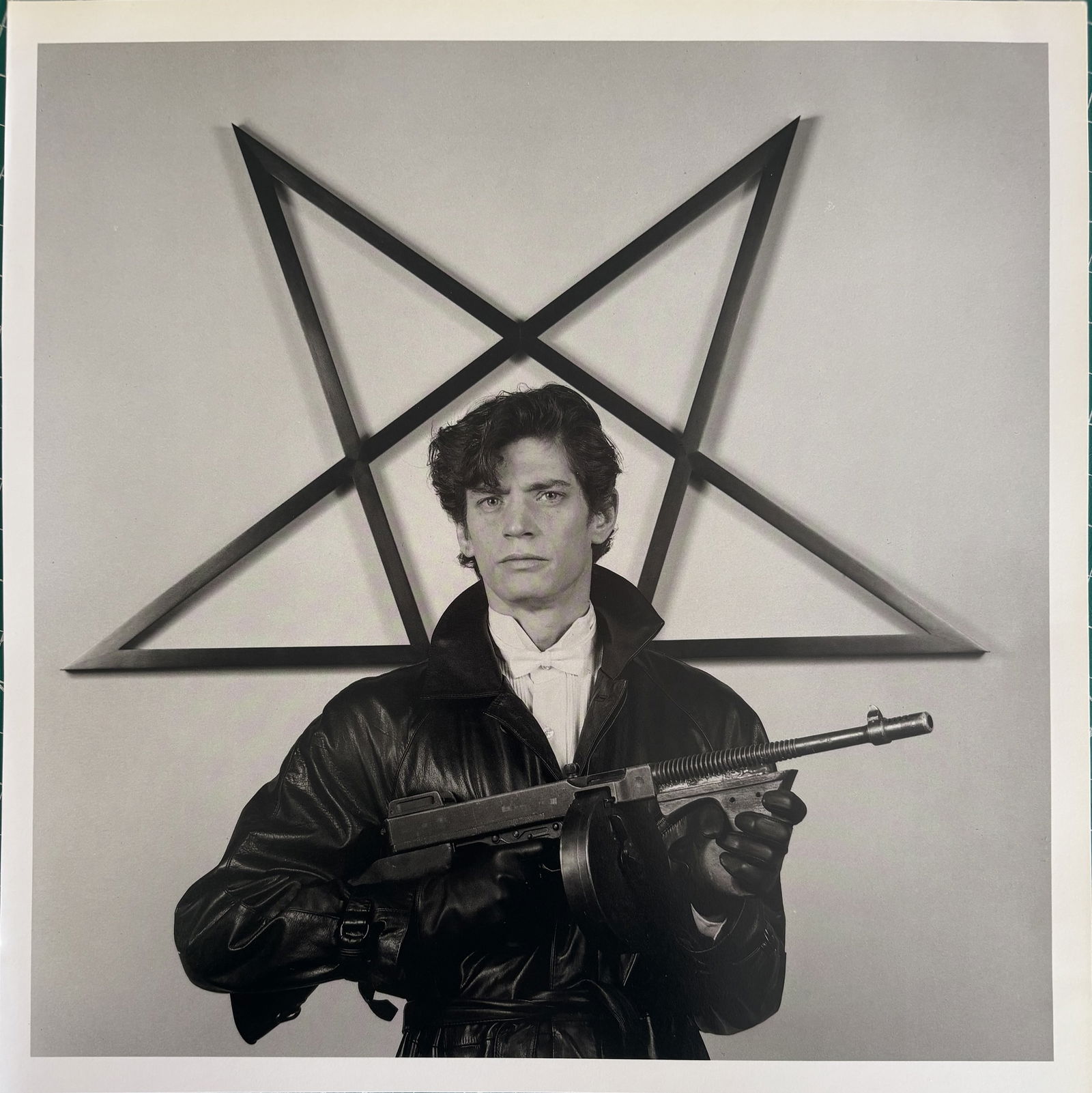 ROBERT MAPPLETHORPE SELF PORTRAIT WITH GUN PHOTO LITHO (1 of 1)
