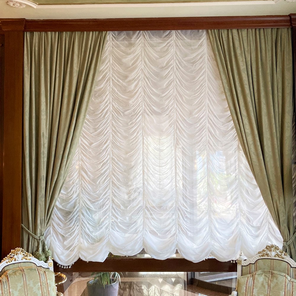 Complete set of curtains Italy, 20th century 300x290 cm - 330x70 cm. (1 of 1)