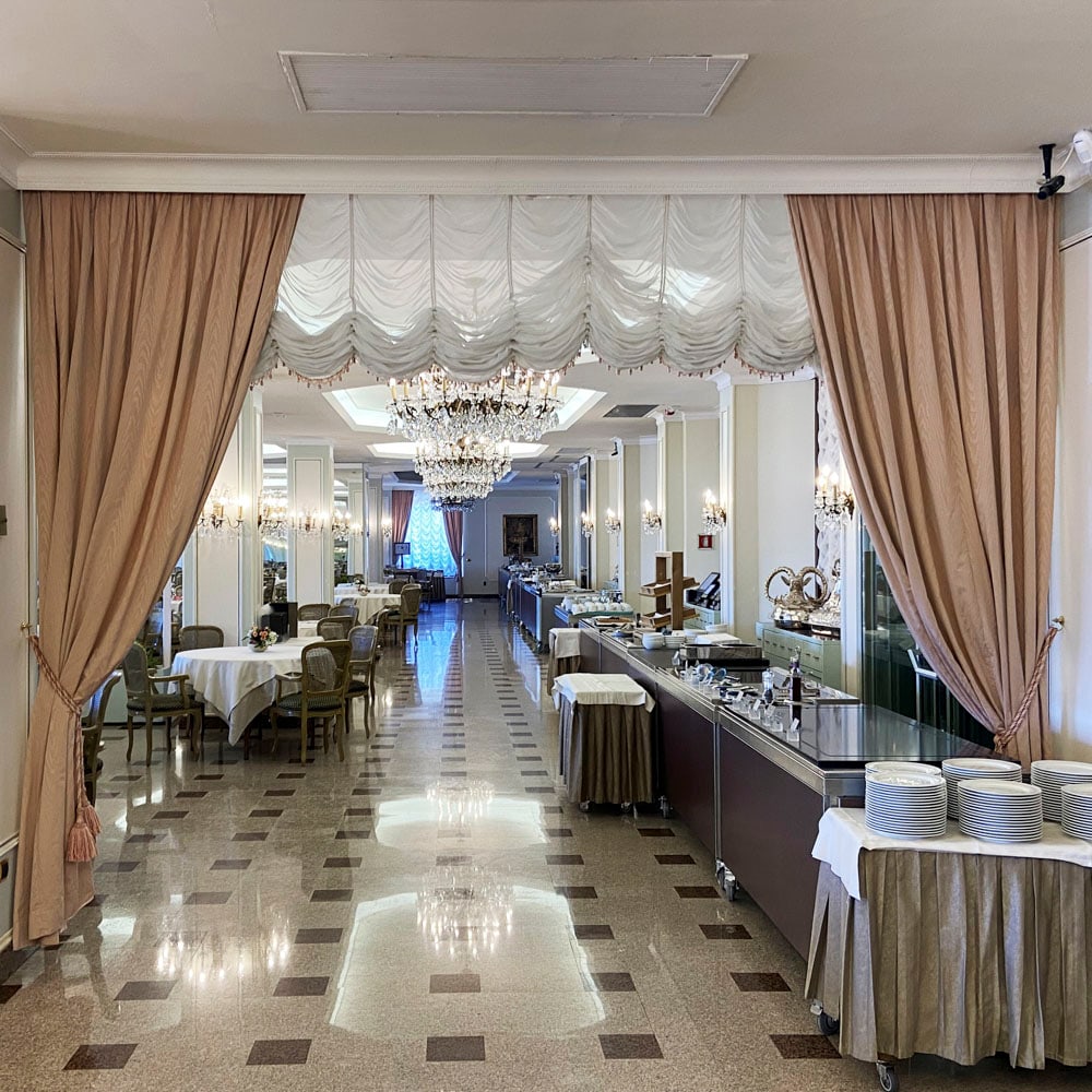 Complete set of curtains Italy, 20th century 320x470 cm (1 of 1)