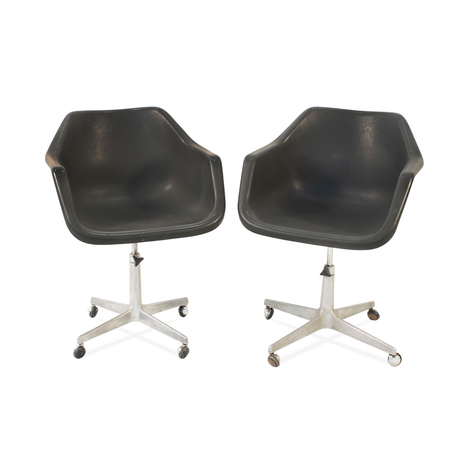 Robin Day prod. Hille Italy, 70s 84x60x64 cm.: pair of armchairs