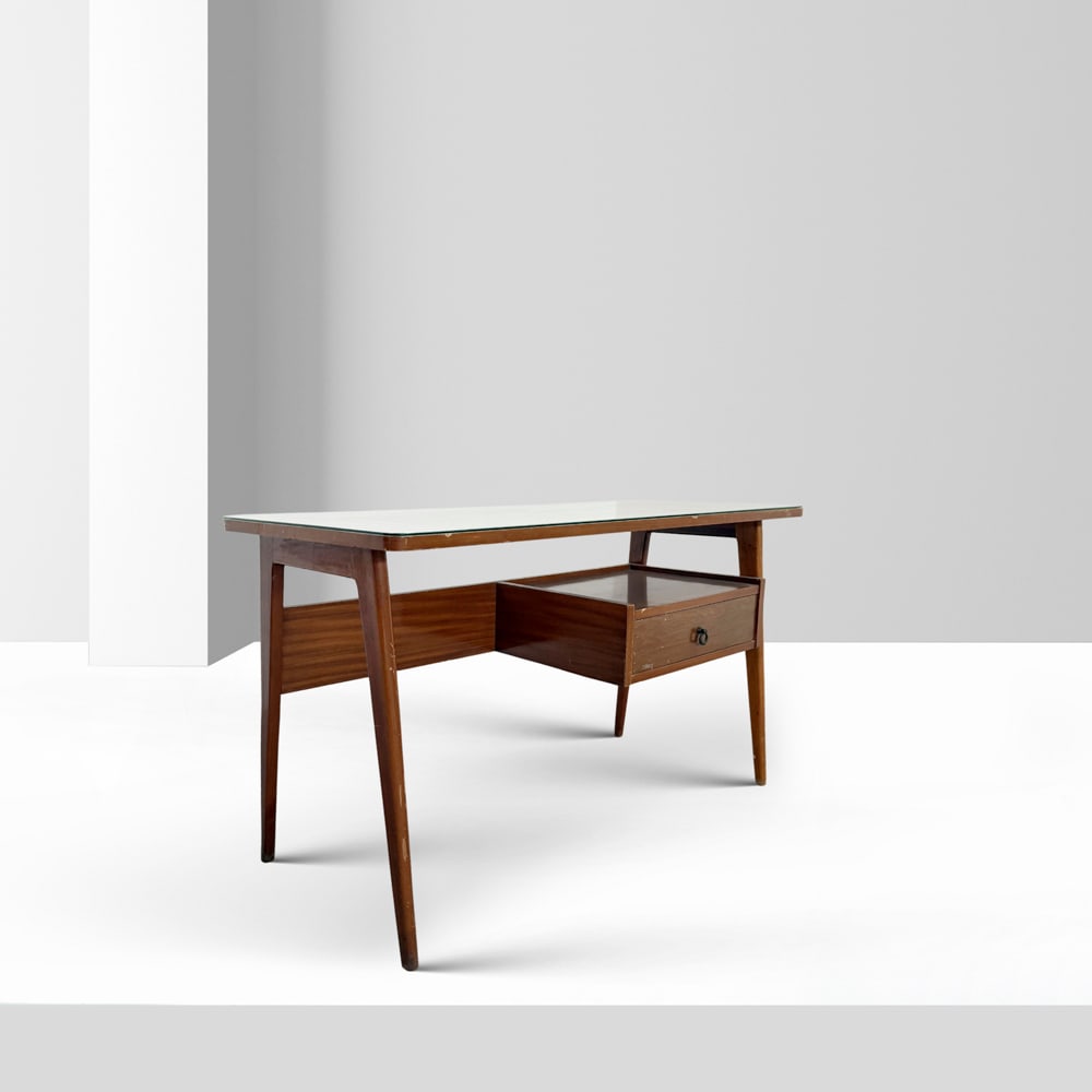 Italian manufacture Italy, 20th century 77x120x57 cm. (1 of 2)