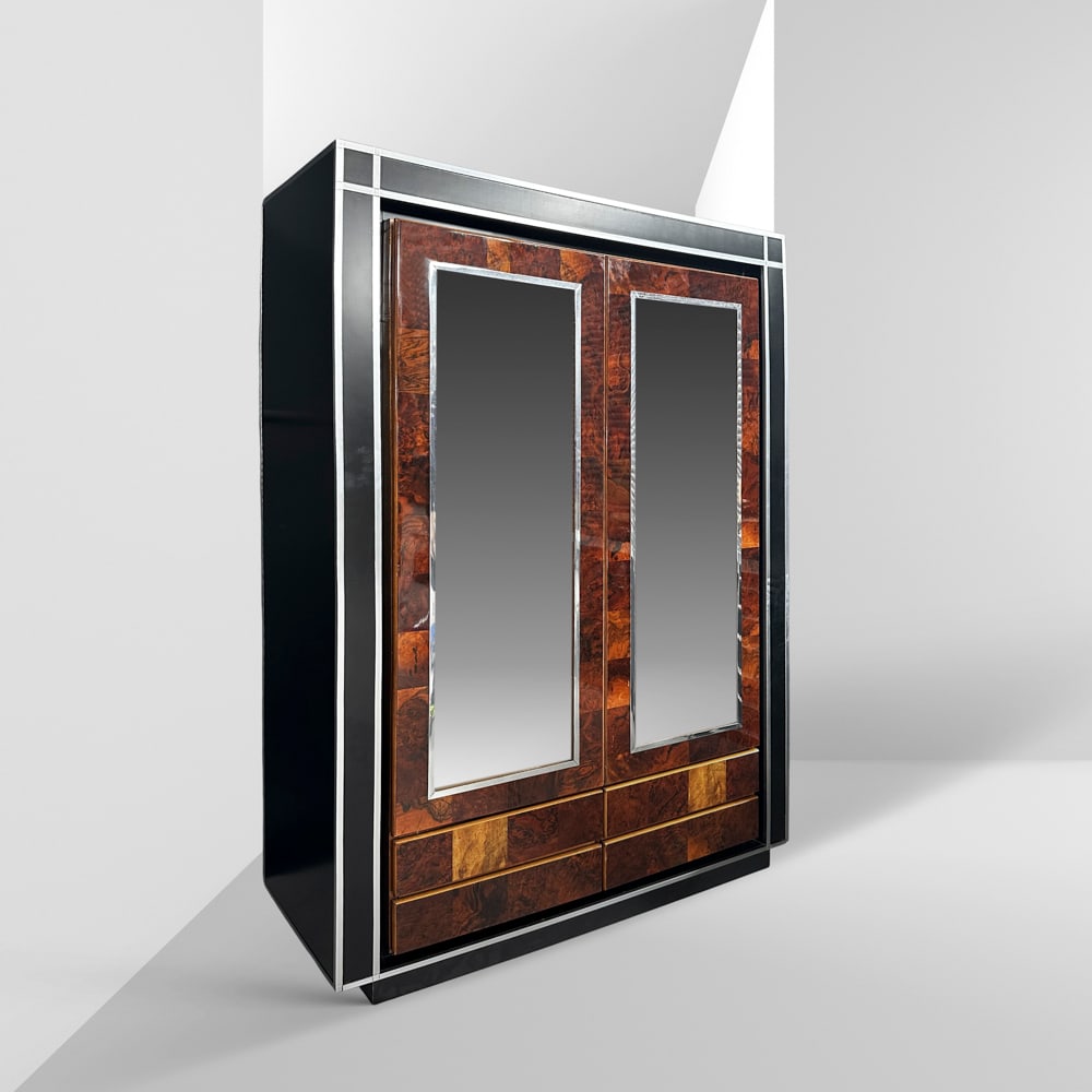 Willy Rizzo prod. Mario Sabot Italy, 70s 190x133x52: wood, glass and chrome-plated metal wardrobe.