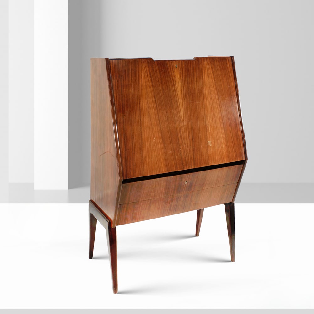 Italian manufacture Italy, 50s 130x85x46 cm. (1 of 2)