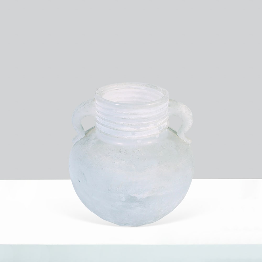 Bisazza manufacture Italy, 20th century h. 21cm: opaline glass vase, brand and signature of the production.