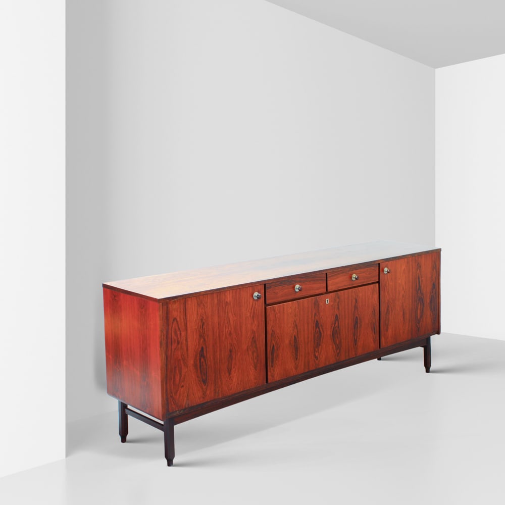 Italian manufacture 1970s 80x198x45 cm: rosewood sideboard with brass inserts, IMA Vicenza production label