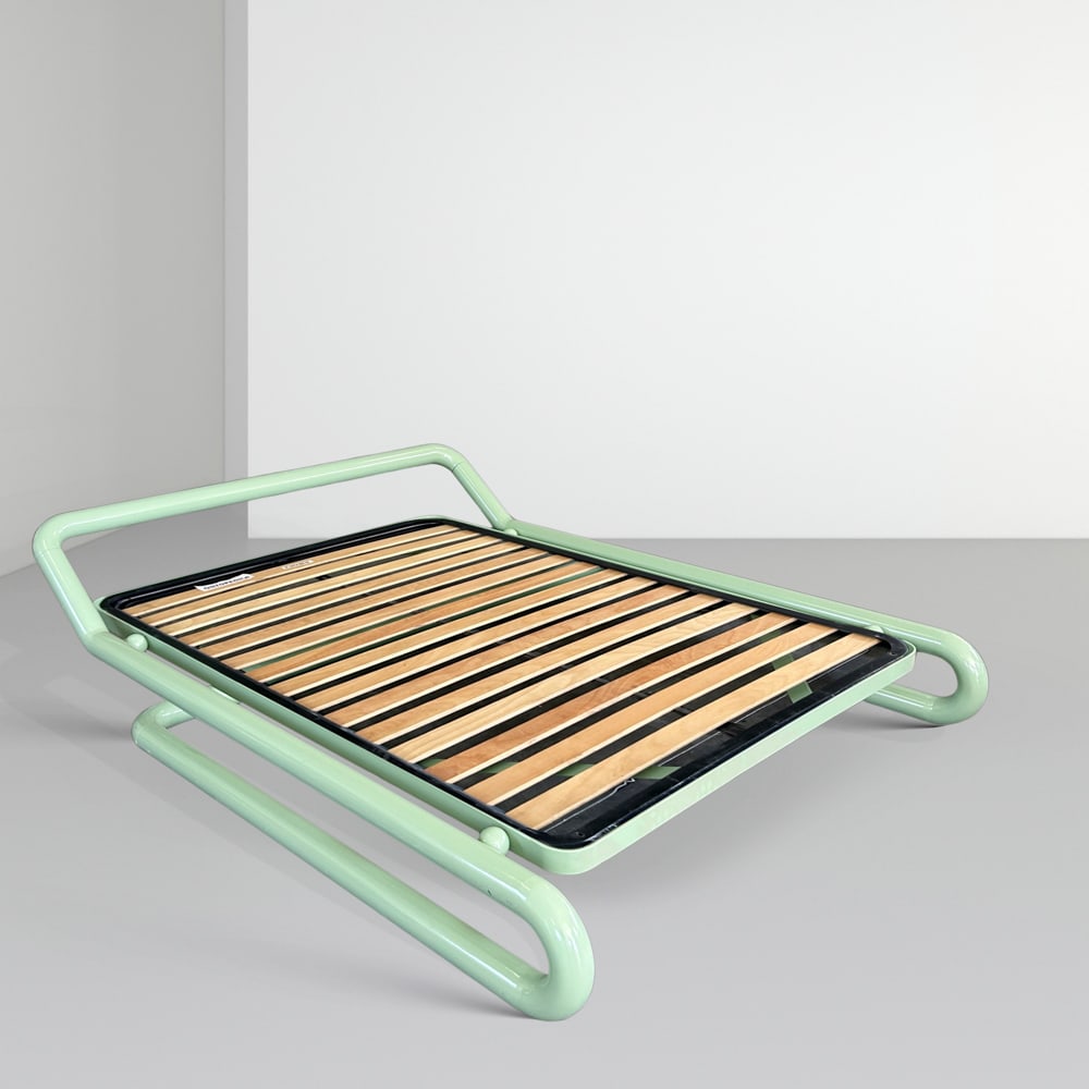 Marzio Cecchi prod. Studio Most Italy, 1960s 55x175x220 cm.: cantilevered French-size bed in enameled steel.
