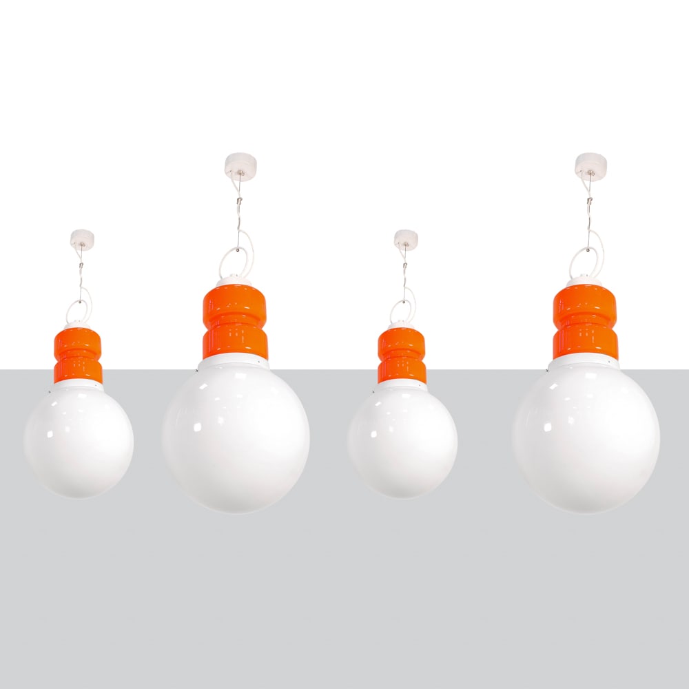 Italian manufacture 1970s h. 60cm: Set of four Space Age style pendant lights in lacquered metal, ABS and plexiglass.