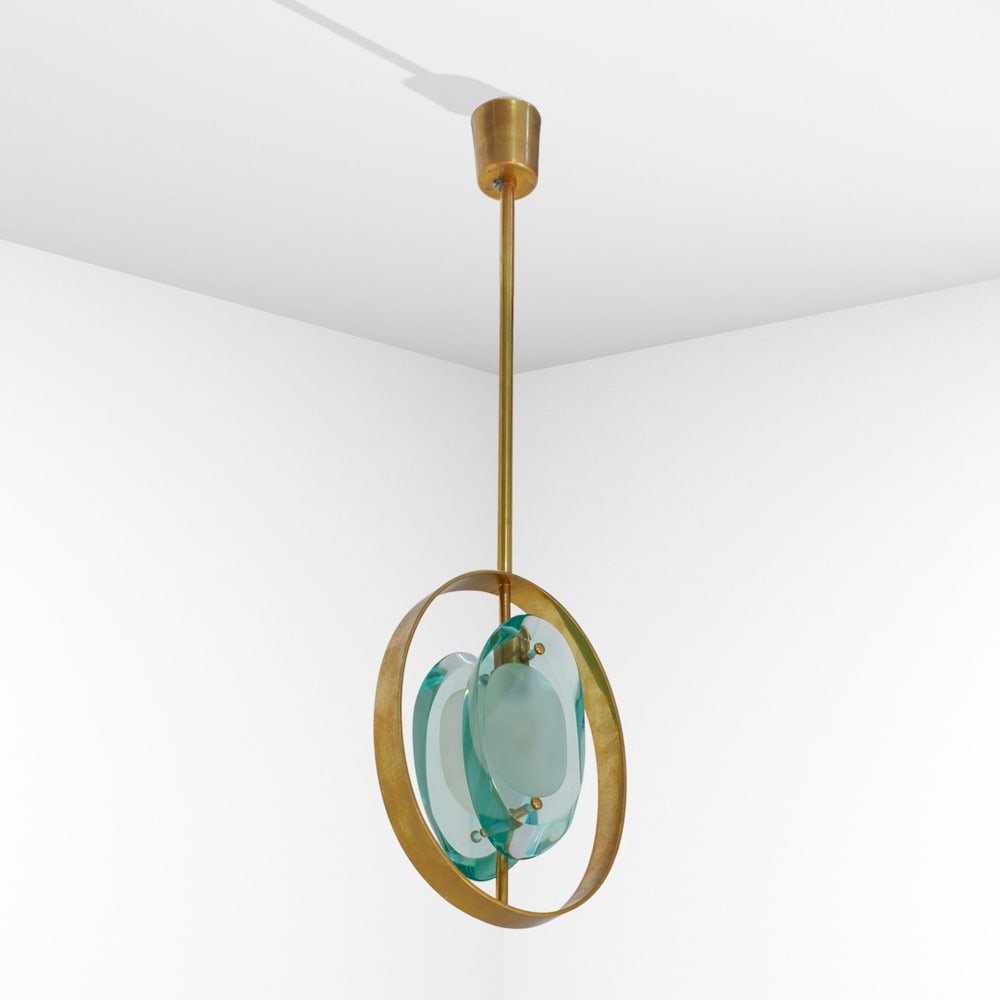 Max Ingrand prod. Fontana Arte Italy, 1960s h. 84 cm: pendant light mod. 1933 in brass and crystal.Bibliography:Fontana Arte, Quaderni no. 1; Franco Deboni, Fontana Arte Gio Ponti Pietro Chiesa Max Ingrand, Allemandi, Turin, 2012, pl. 306.