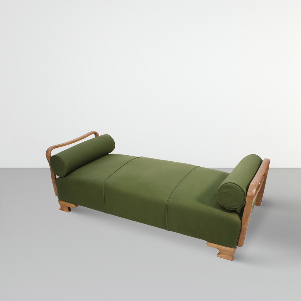 Ernesto Valabrega, attributed Italy, 1940s 64x198x80 cm: daybed in wood and fabric.