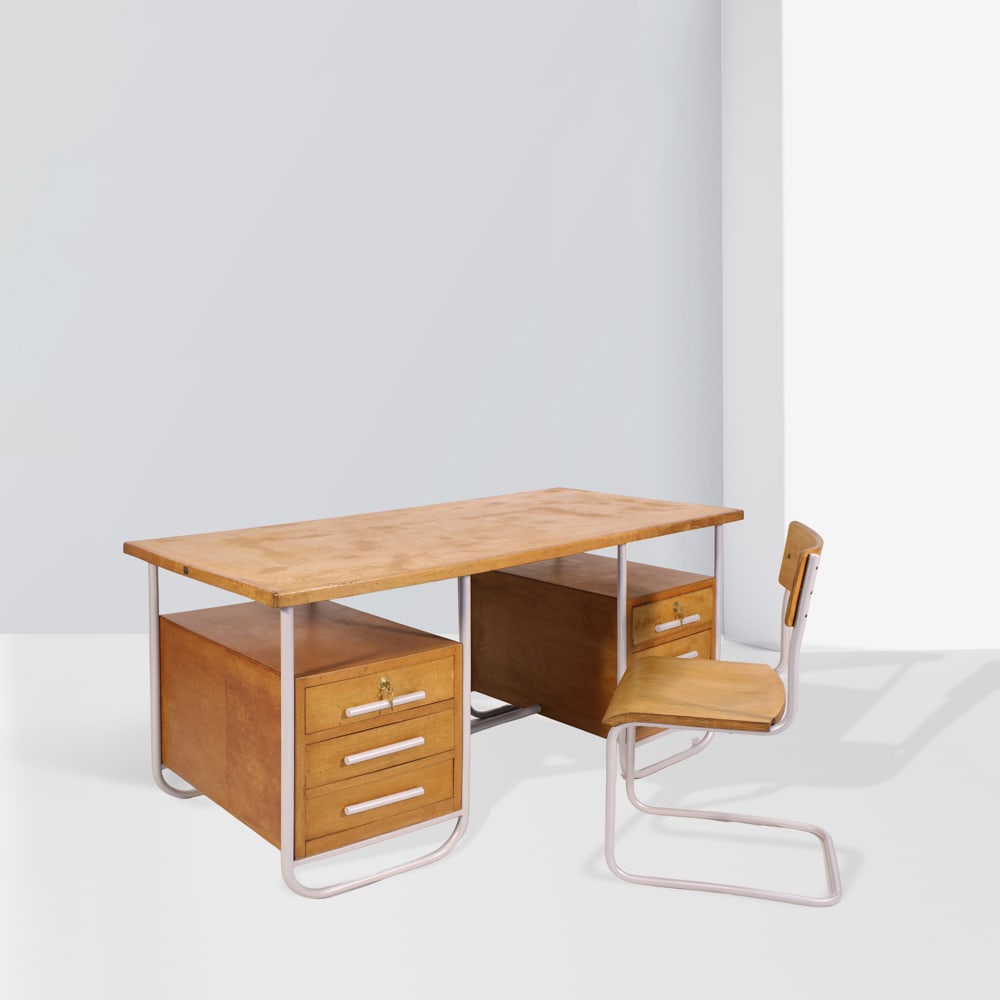 Cova Italy, 20th century Desk: 79x164x80 cm, Chair: 84.5x44.5x40 cm (1 of 2)