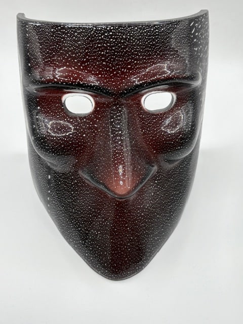 Murano Glass Bauta Venetian Mask: This gorgeous Murano Glass mask was made in the furnaces of Gambaro and Poggi. The design is the "Bauta" mask, a very traditional mask used at the Carnevale for centuries. A great accent or collector