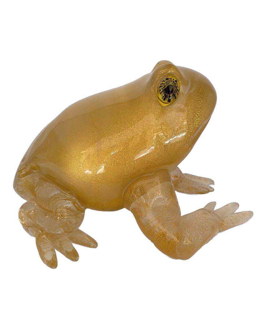 Giant Golden Frog from Murano, Italy: Stunning Murano Glass 24K Gold Infused Frog by Glass Master Oscar Zanetti. Very large and made from the finest Murano Glass, hand-formed with precision and care. Perfect condition, with no