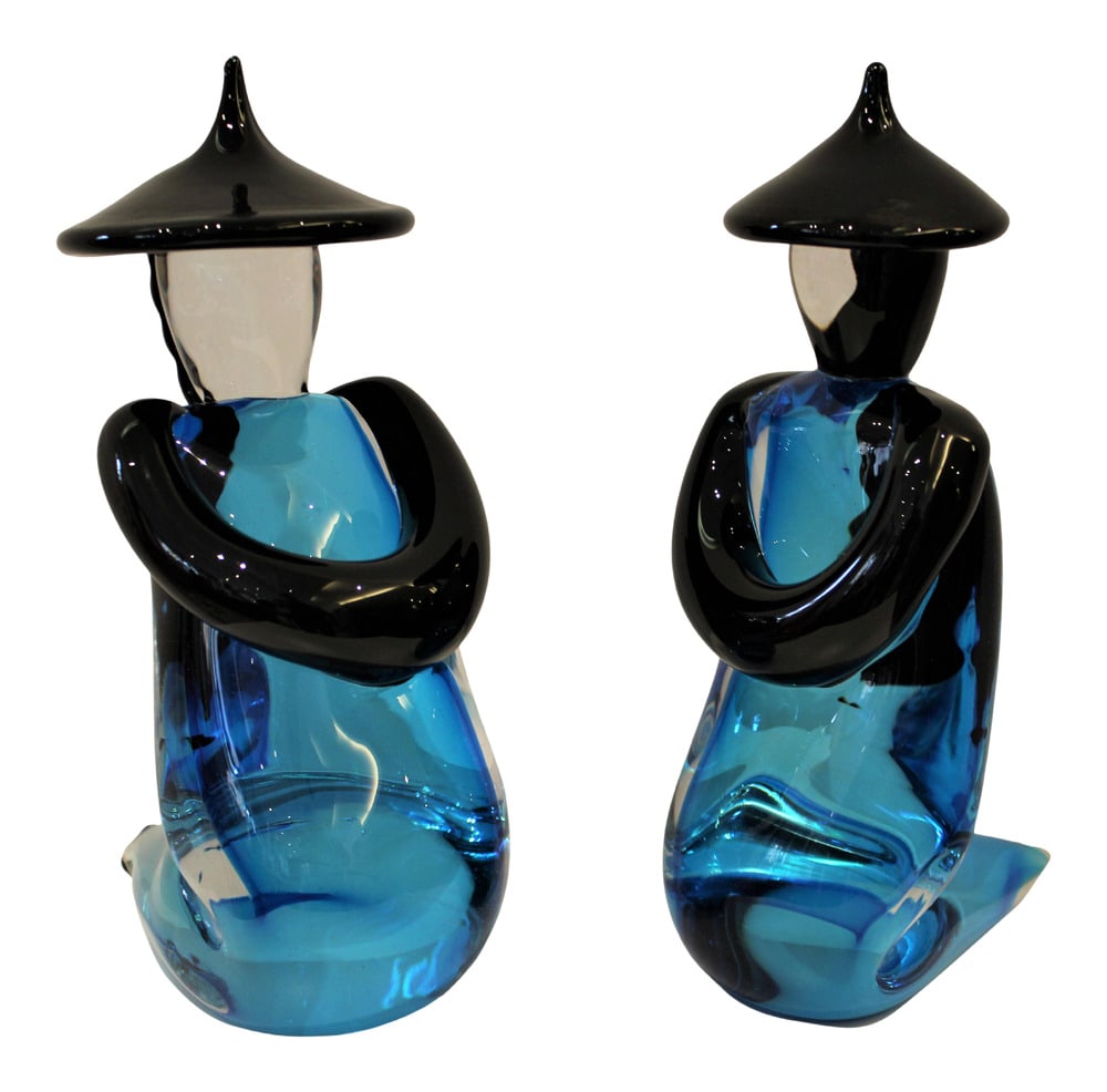Chinese Figurines from Murano: Roberto Beltrami is one of Murano's most popular Glass Masters. This beautiful pair of Chinese Figurines are in aquamarine coloring and make a lovely decorative pair. It is a prime example of his exqu