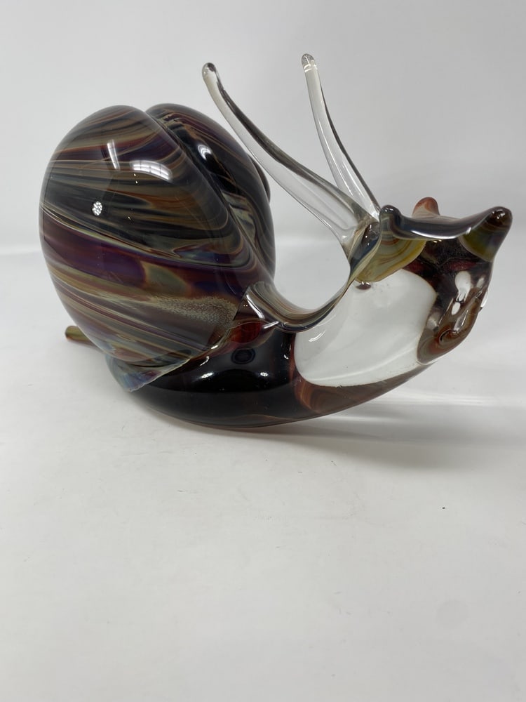 Murano Glass Snail: Great piece hand-formed in the furnaces of Murano, Italy. This calcedonia glass design features incredible colors, especially when under a spotlight. A beautiful, signed piece that would look wonderfu