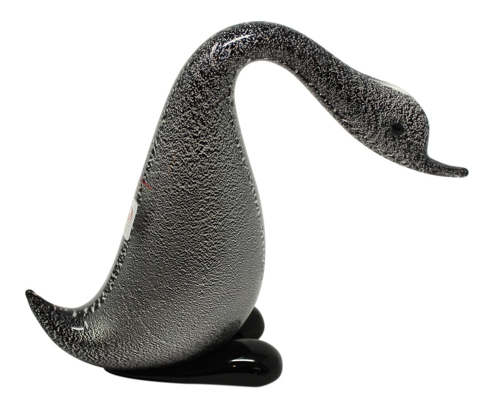 Contemporary Murano Glass Duck by Tagliapietra: Tagliapietra is a well-known Glass Master in Murano. He creates beautiful glass figurines, especially of animal life. This duck is available in three shapes, each listed separately. Beautiful black