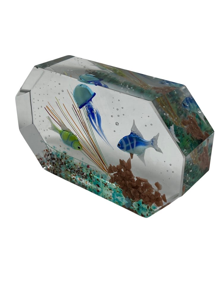 Murano Glass Paperweight Aquarium: Gorgeous Murano Glass Paperweight Aquarium by Glass Master Diego Costantini of Murano. Diego is considered the best maker of Aquariums in the world! Add a touch of elegance to your home decor with thi