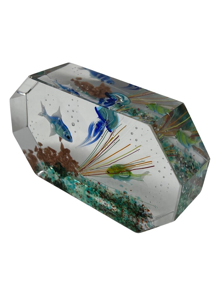 Murano Glass Paperweight Aquarium: Gorgeous Murano Glass Paperweight Aquarium by Glass Master Diego Costantini of Murano. Diego is considered the best maker of Aquariums in the world! Add a touch of elegance to your home decor with thi