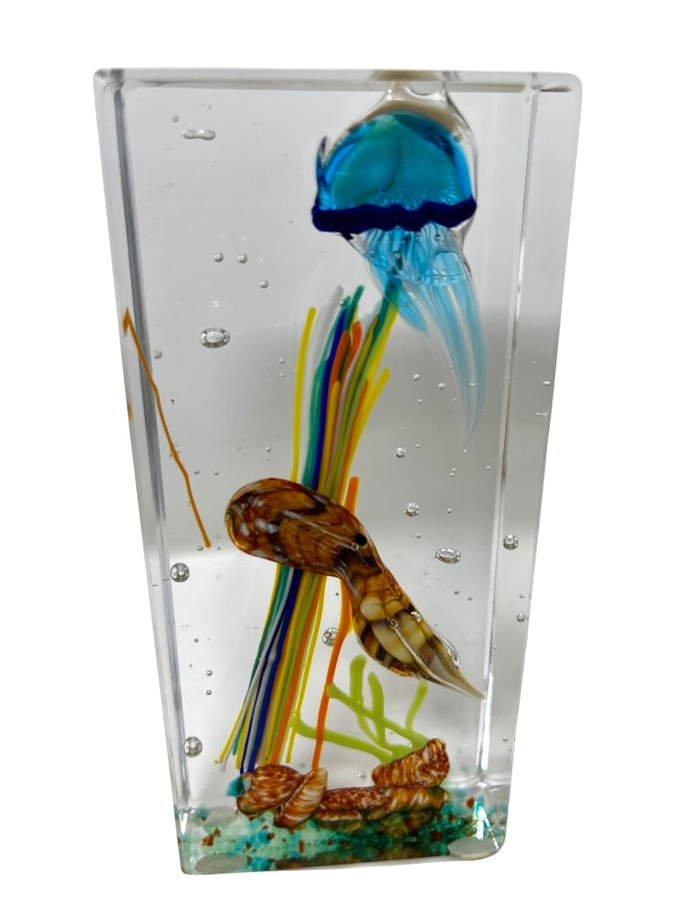 Murano Glass Aquarium Paperweight: Gorgeous Murano Glass Aquarium Paperweight by Glass Master Diego Costantini of Murano. Diego is considered the best maker of Aquariums in the world! Add a touch of elegance to your home decor with thi