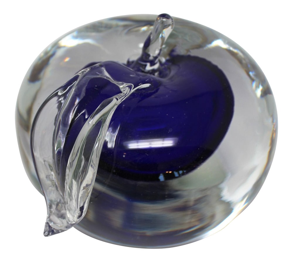 Vintage Murano Glass Apple by Cenedese: Lovely vintage paperweight/decorative piece by Murano Glass Master Cenedese, using the sommerso style of glassmaking. In excellent condition. A large heavy piece.